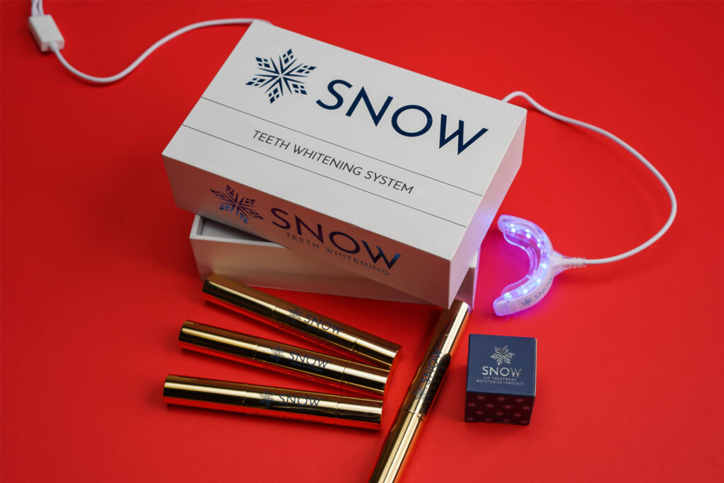 Put the Snow teeth whitening kit to the test